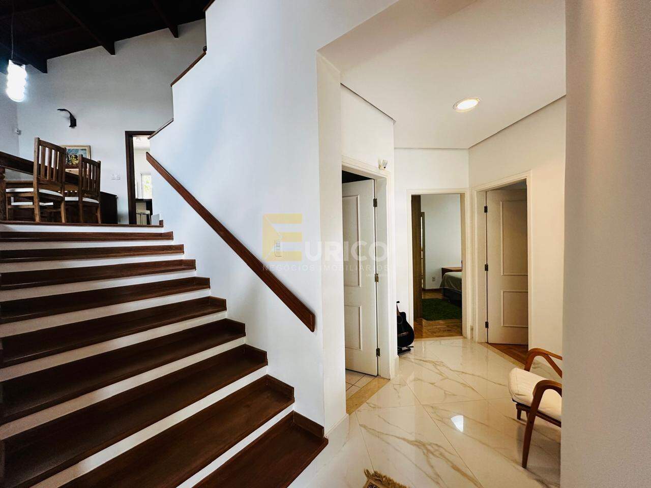 Casa em condomínio à venda no Condomínio Morada das Nascentes em Valinhos/SP: 