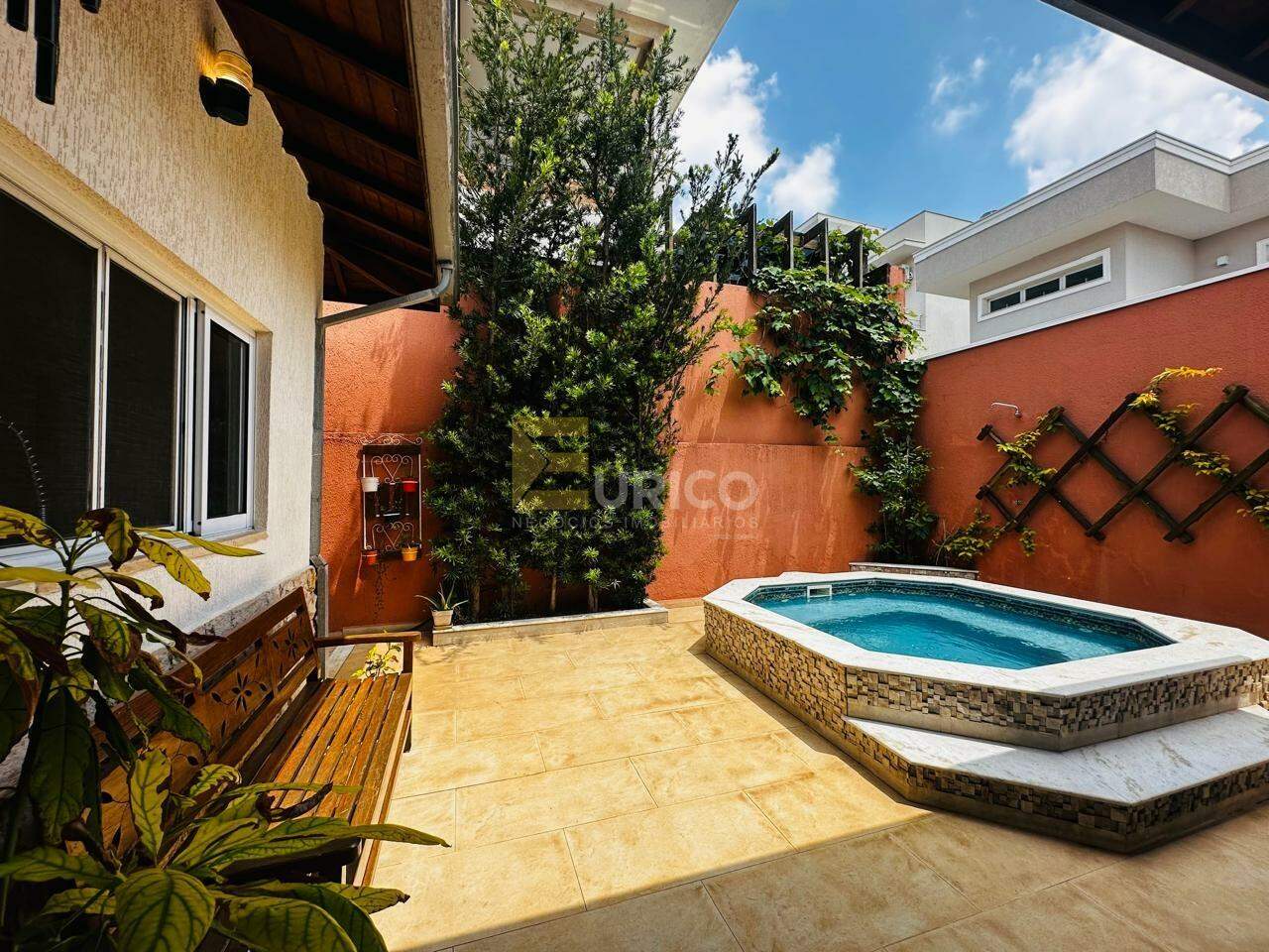 Casa em condomínio à venda no Condomínio Morada das Nascentes em Valinhos/SP: 