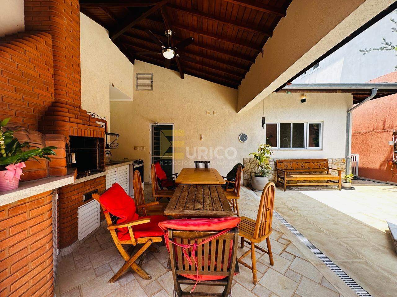 Casa em condomínio à venda no Condomínio Morada das Nascentes em Valinhos/SP: 