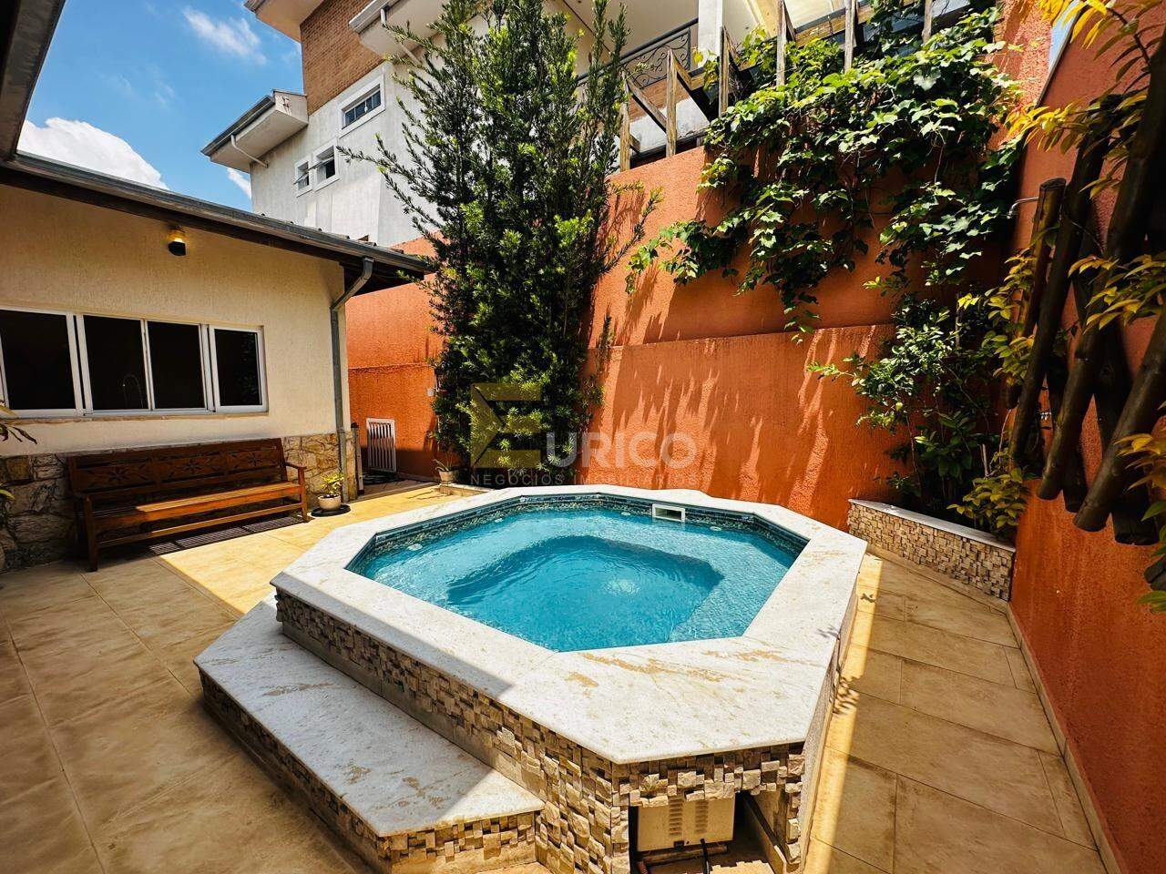 Casa em condomínio à venda no Condomínio Morada das Nascentes em Valinhos/SP: 