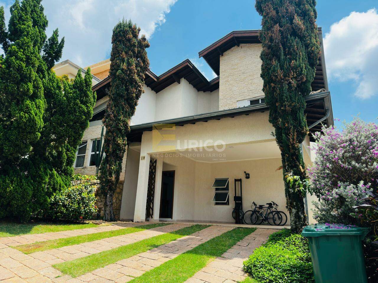 Casa em condomínio à venda no Condomínio Morada das Nascentes em Valinhos/SP: 