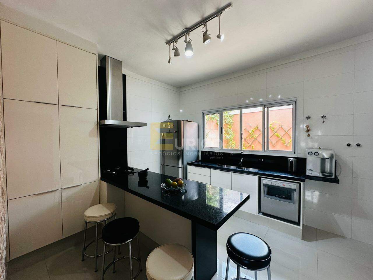 Casa em condomínio à venda no Condomínio Morada das Nascentes em Valinhos/SP: 