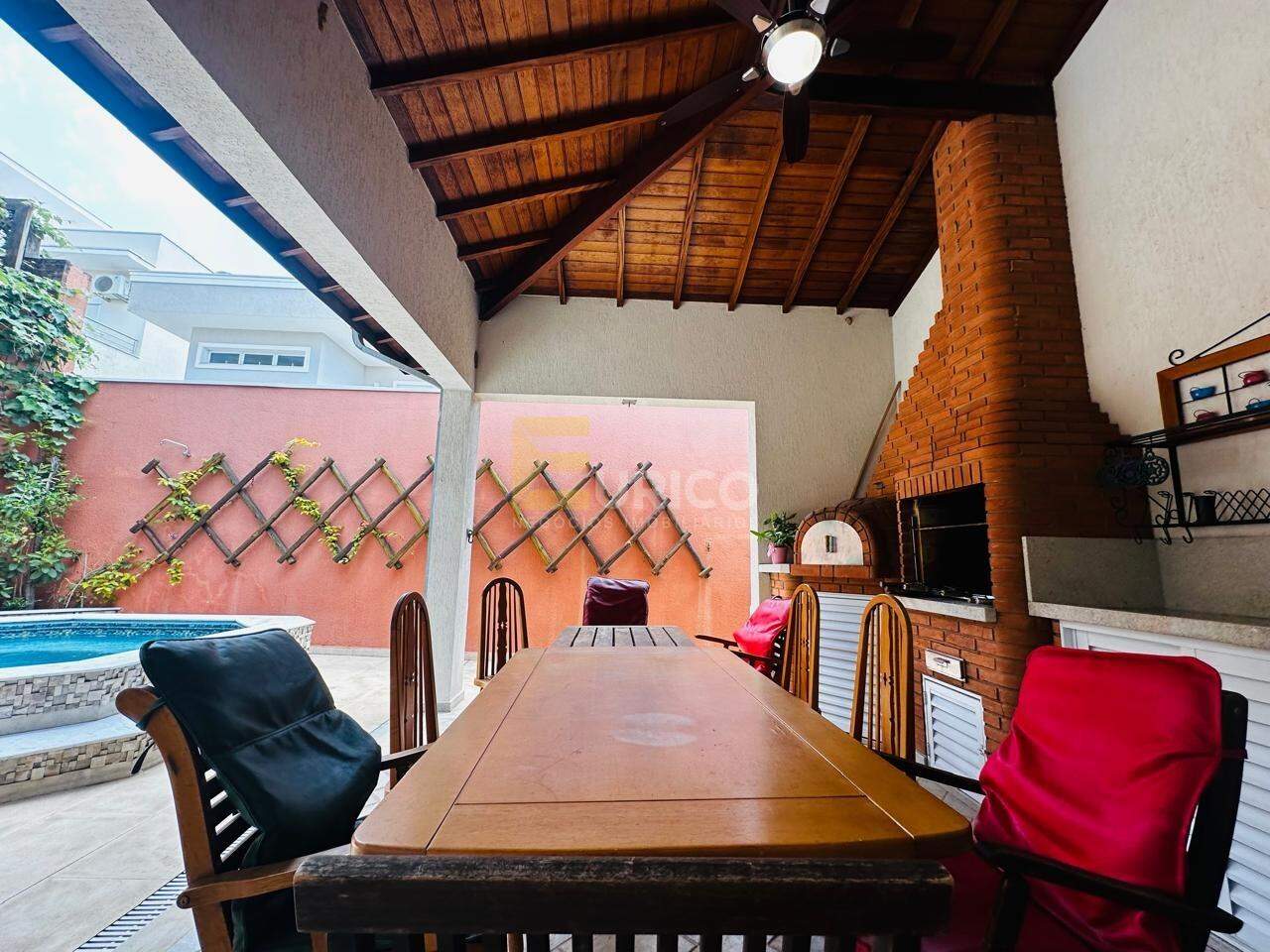 Casa em condomínio à venda no Condomínio Morada das Nascentes em Valinhos/SP: 