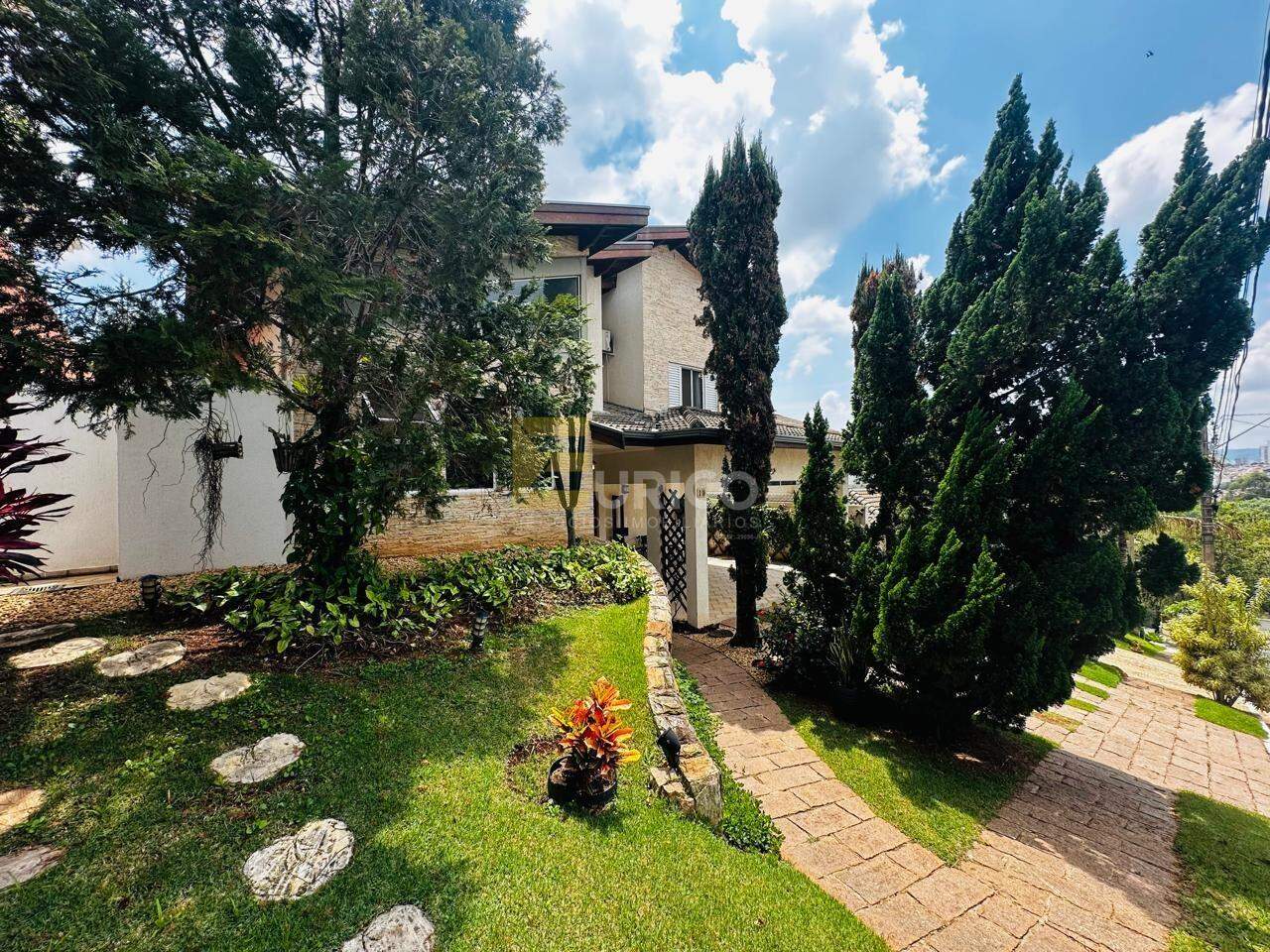 Casa em condomínio à venda no Condomínio Morada das Nascentes em Valinhos/SP: 