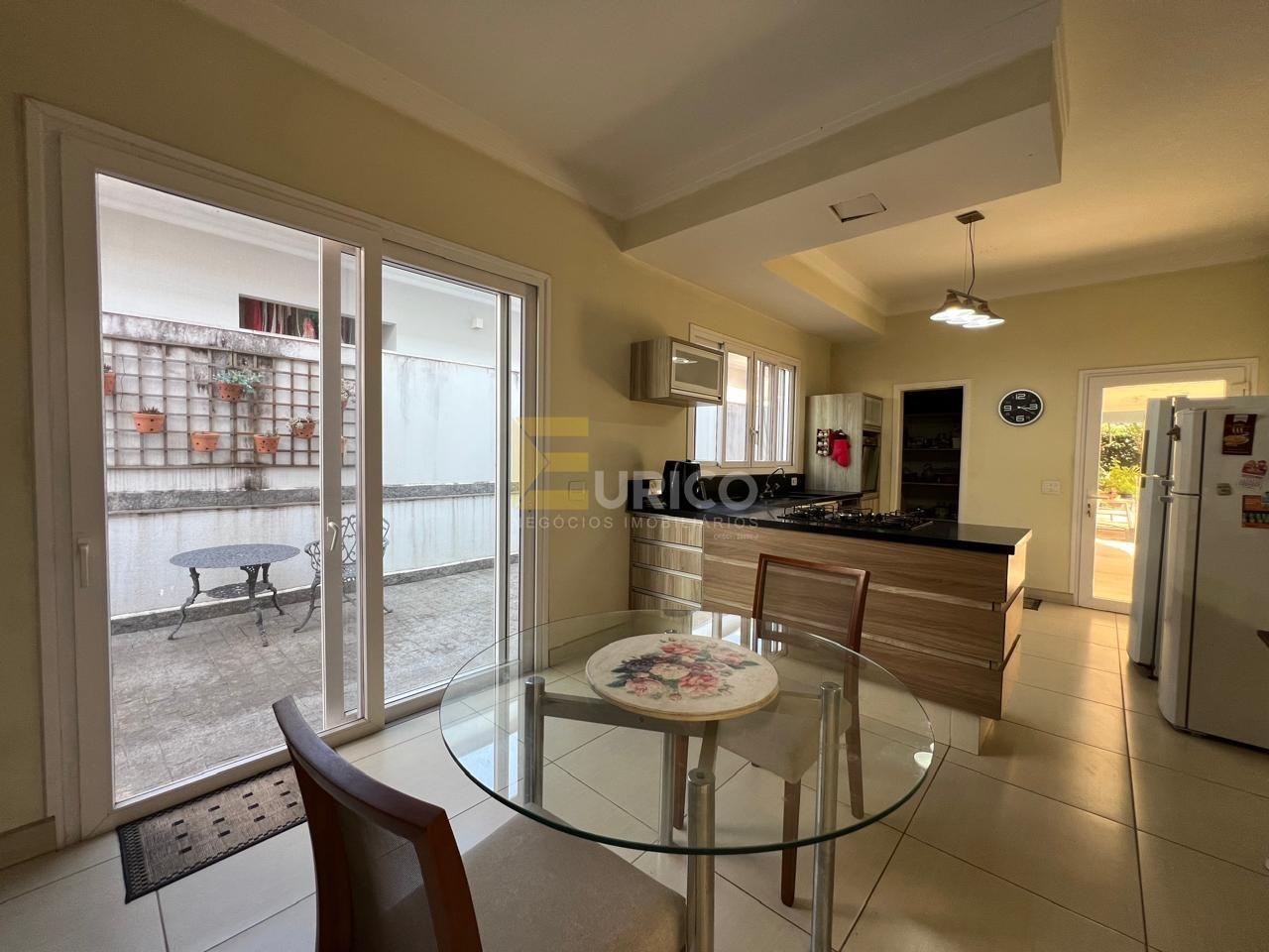 Casa em condomínio à venda no Condomínio Reserva Colonial em Valinhos/SP: 