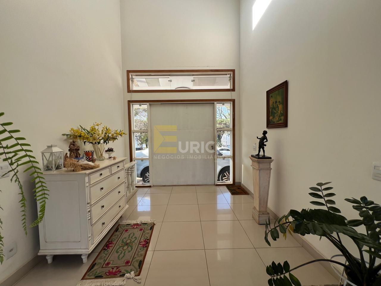 Casa em condomínio à venda no Condomínio Reserva Colonial em Valinhos/SP: 