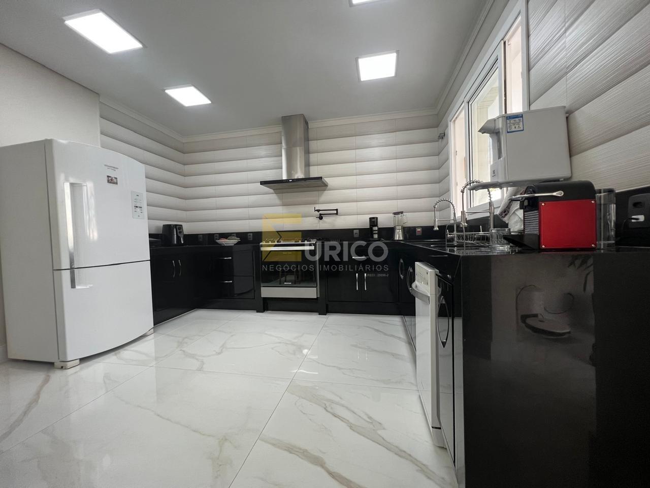 Casa em condomínio à venda no Condomínio Villa Lombarda em Valinhos/SP: 