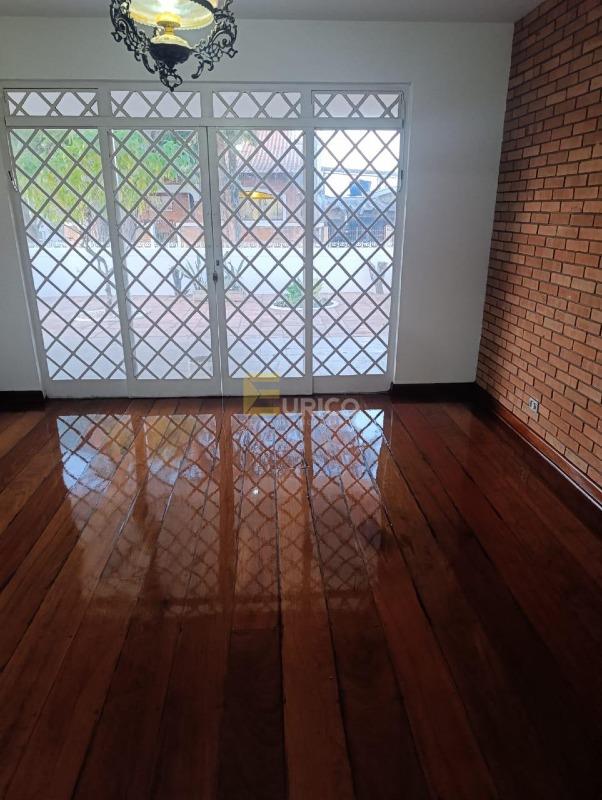 Casa à venda no VILA ANHANGÜERA em Valinhos/SP: 