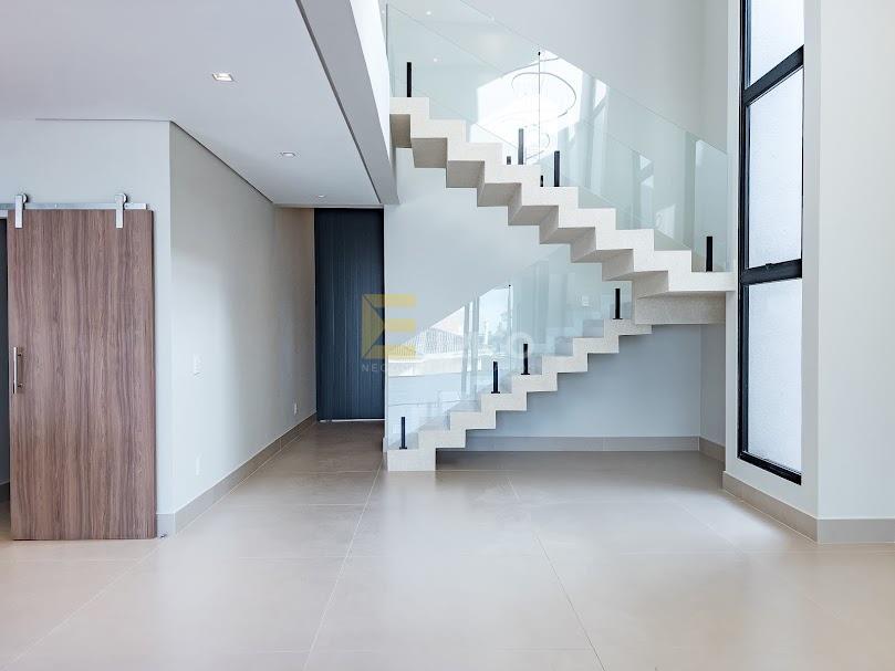 Casa em condomínio à venda no Condomínio Zurich Dorf em Valinhos/SP: 