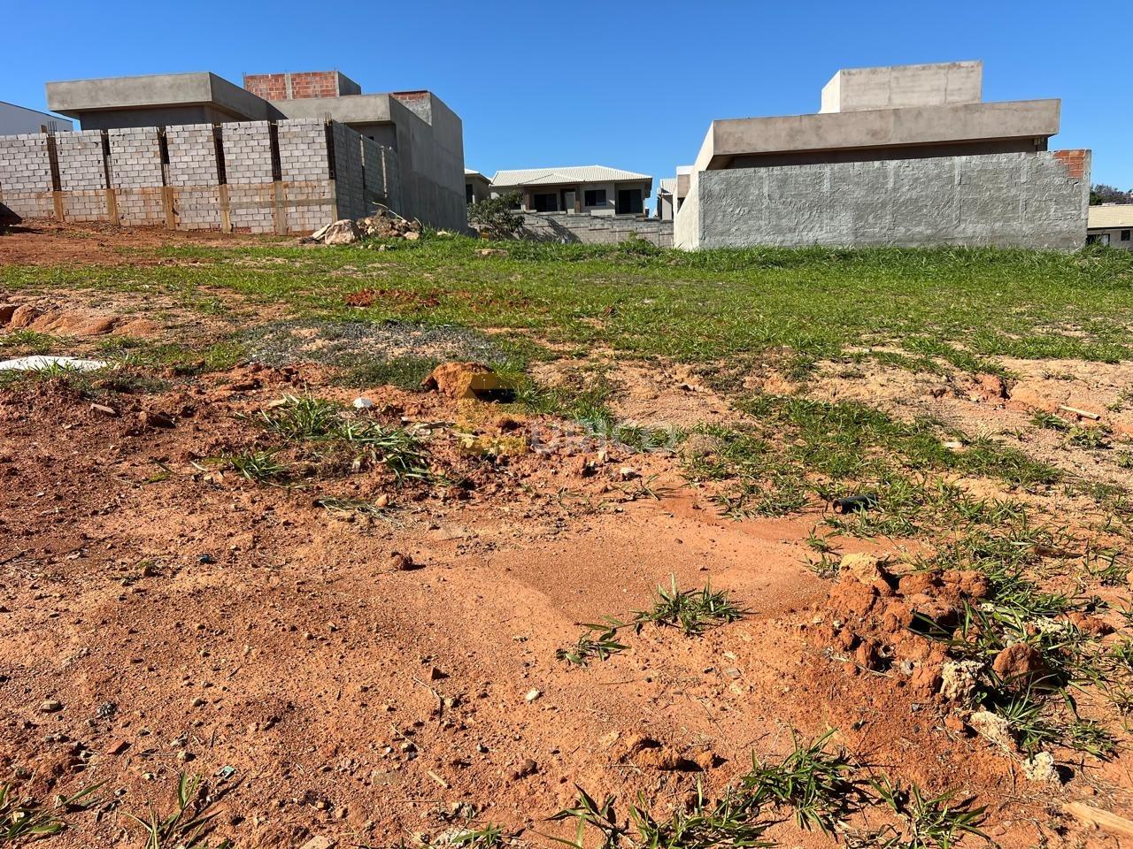 Terreno em Condomínio à venda no Condomínio Residencial Colline Di Parma em Valinhos/SP: 