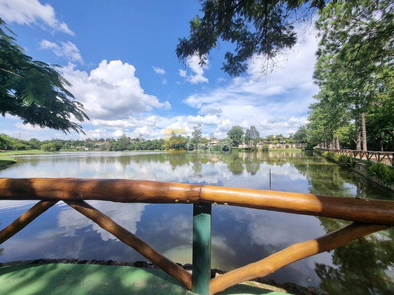 Casa em condomínio para aluguel no Condomínio São Joaquim em Vinhedo/SP: LAGO DO CONDOMINIO