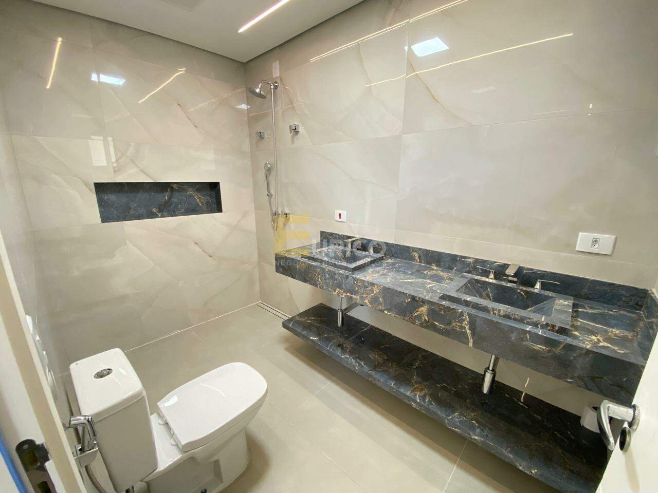 Casa em condomínio para aluguel no Condomínio São Joaquim em Vinhedo/SP: 