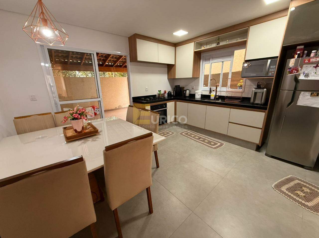 Casa em condomínio à venda no Condomínio Villaggio Imperiale em Louveira/SP: 