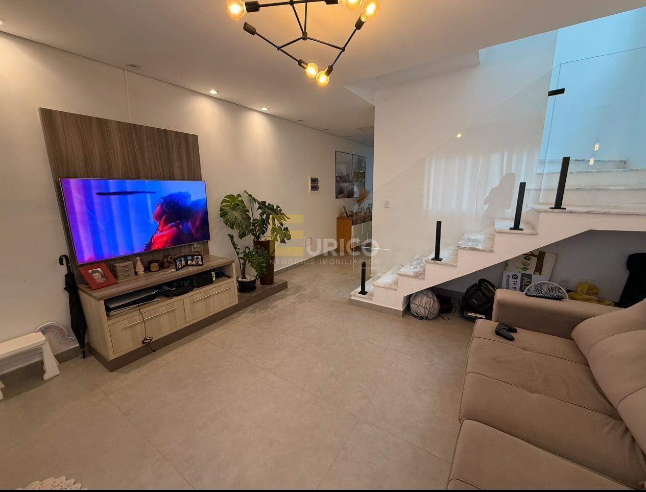 Casa em condomínio à venda no Condomínio Villaggio Imperiale em Louveira/SP: 