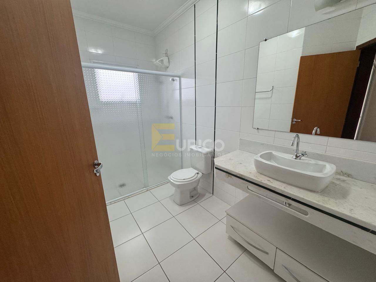 Casa em condomínio para aluguel no Condomínio Portal do Jequitibá em Valinhos/SP: 