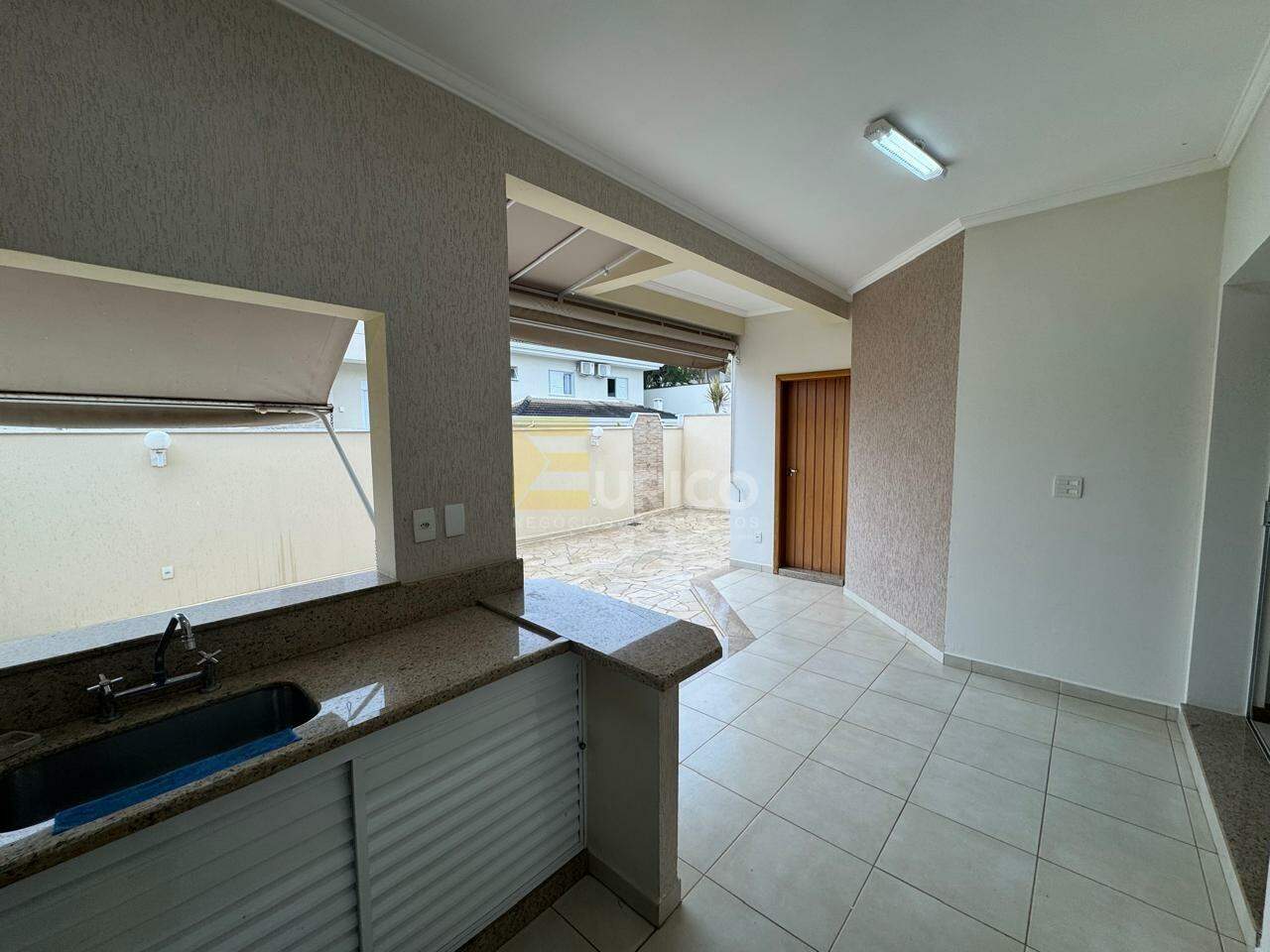 Casa em condomínio para aluguel no Condomínio Portal do Jequitibá em Valinhos/SP: 