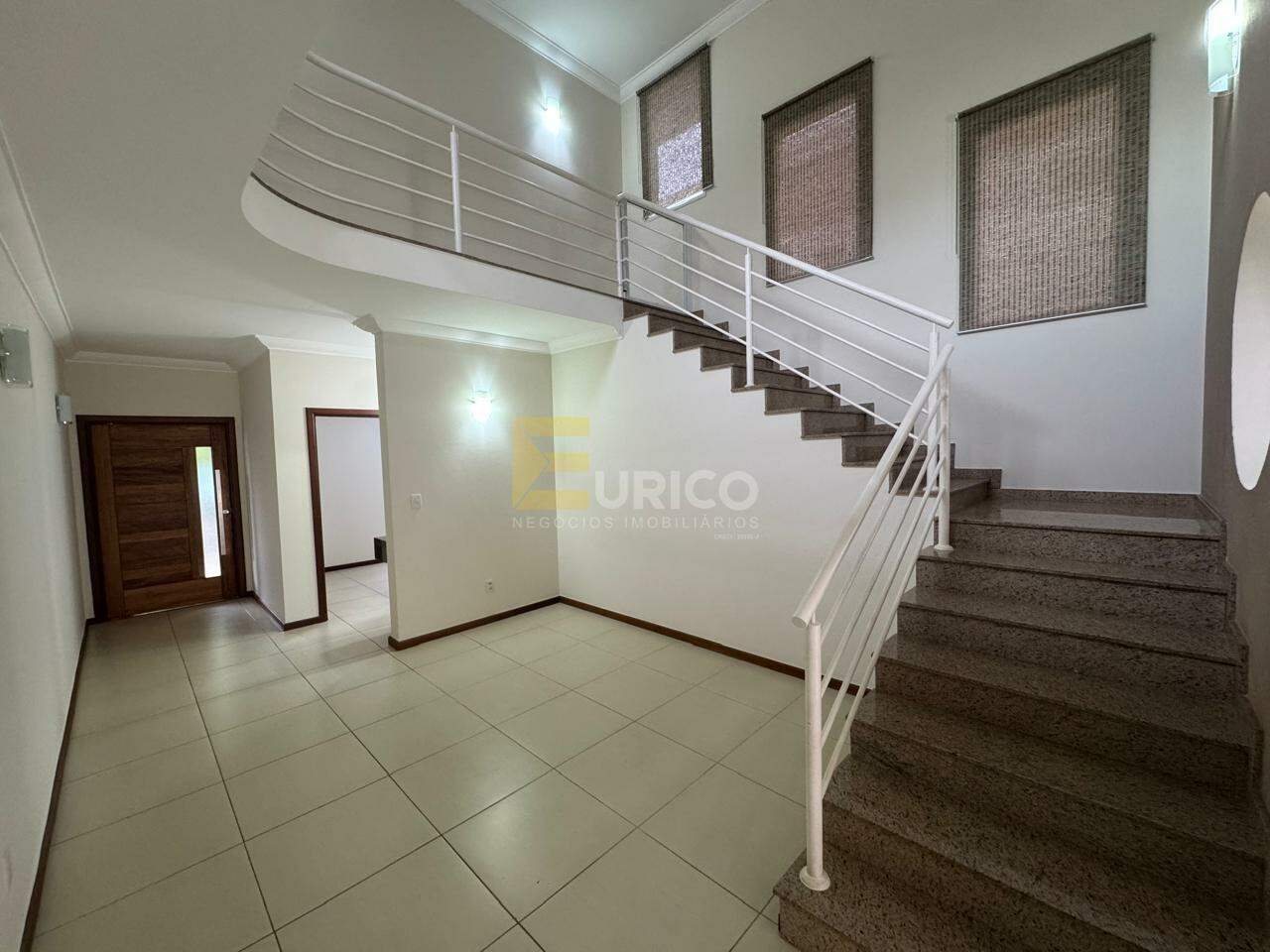 Casa em condomínio para aluguel no Condomínio Portal do Jequitibá em Valinhos/SP: 