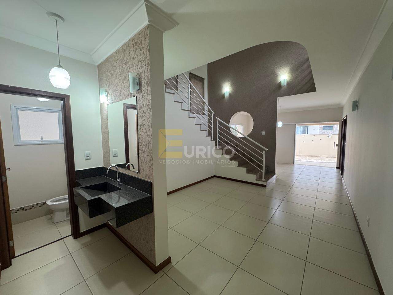 Casa em condomínio para aluguel no Condomínio Portal do Jequitibá em Valinhos/SP: 