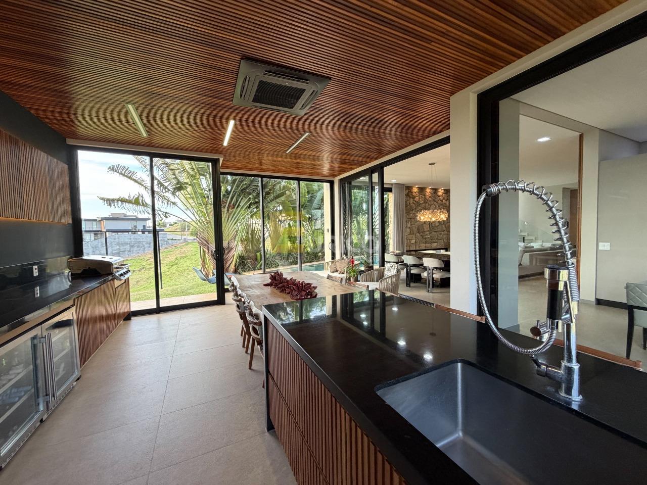 Casa em condomínio à venda no Condomínio Campo de Toscana em Vinhedo/SP: 