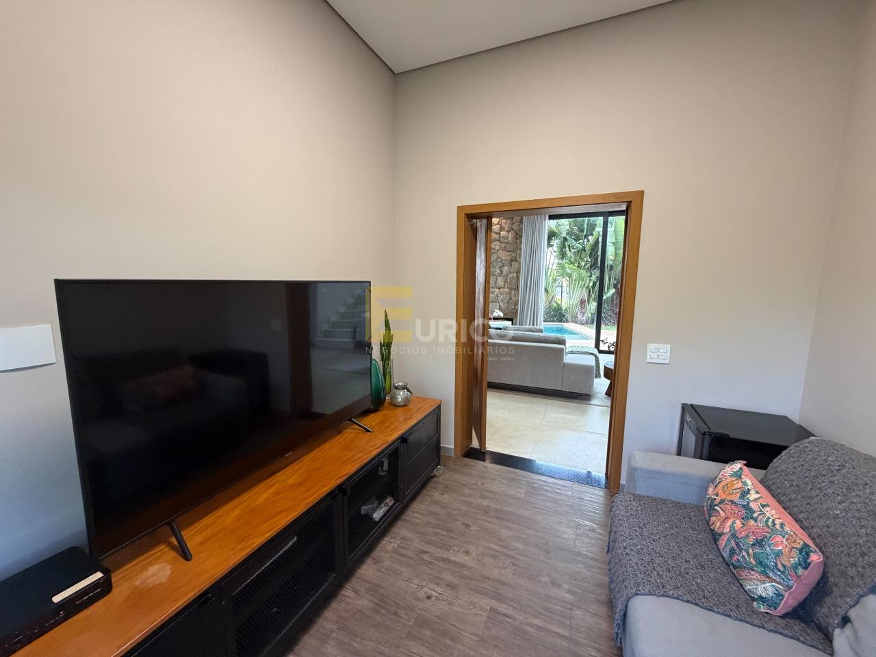 Casa em condomínio à venda no Condomínio Campo de Toscana em Vinhedo/SP: 