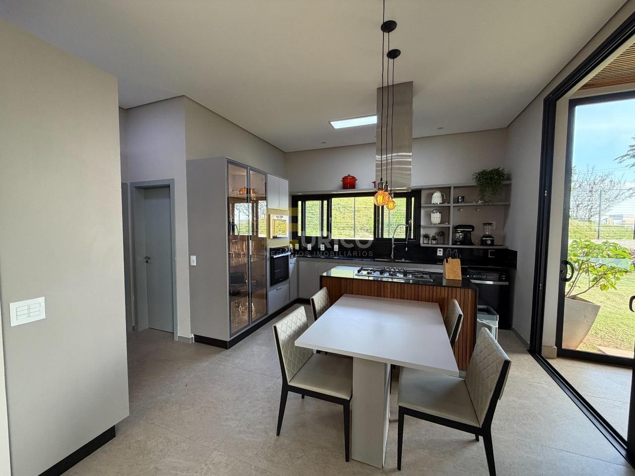 Casa em condomínio à venda no Condomínio Campo de Toscana em Vinhedo/SP: 