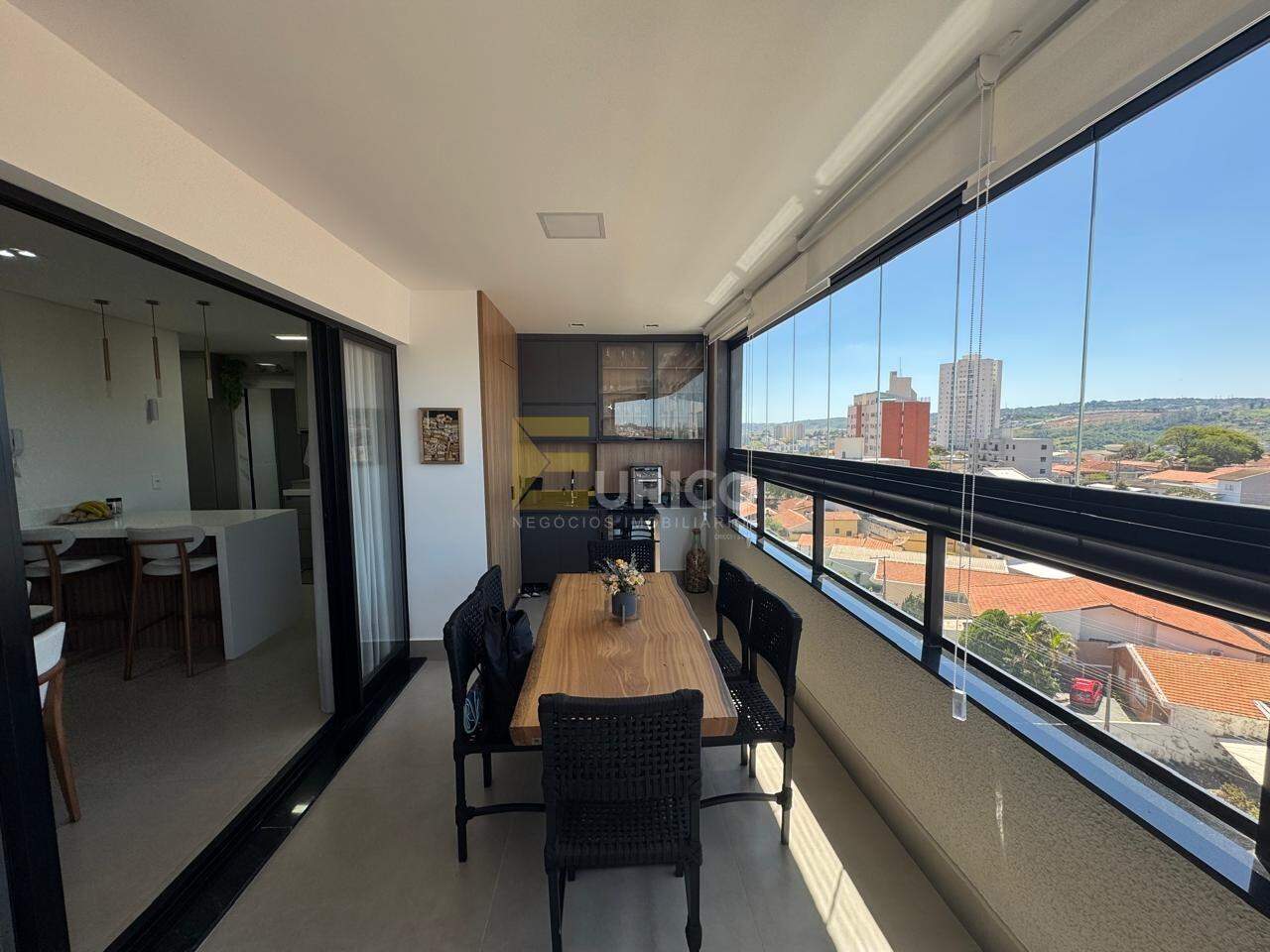 Apartamento à venda no Condomínio Edifício Lux Residence em Valinhos/SP: