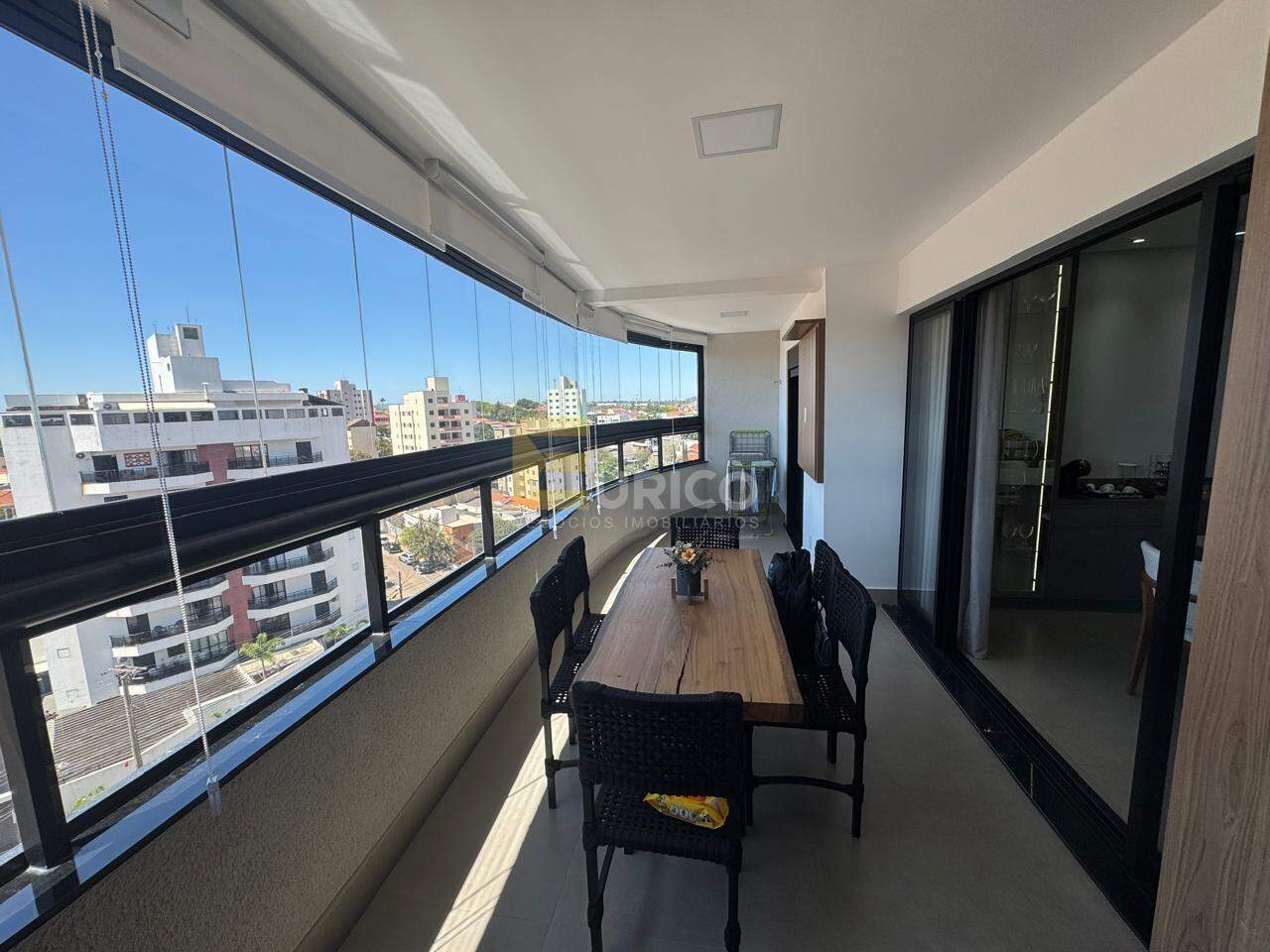 Apartamento à venda no Condomínio Edifício Lux Residence em Valinhos/SP:
