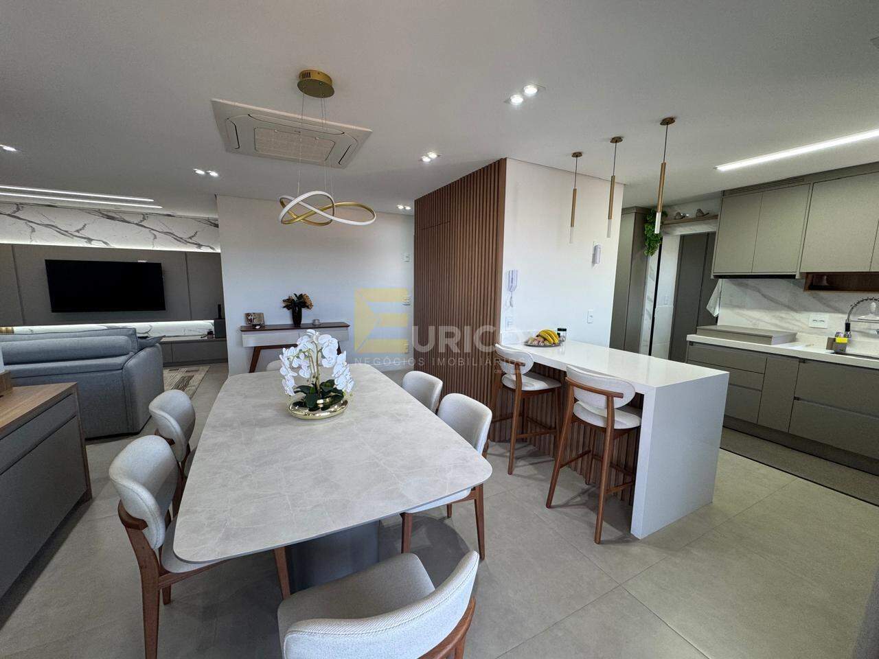 Apartamento à venda no Condomínio Edifício Lux Residence em Valinhos/SP: