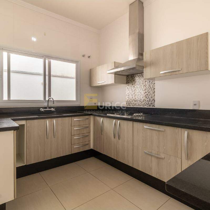 Casa em condomínio à venda no Parque São Bento em Sorocaba/SP: 