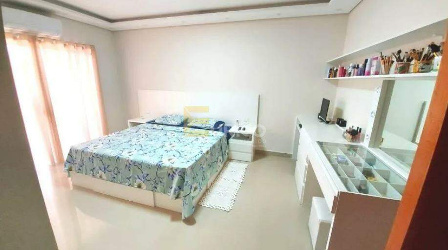 Casa à venda no TERRA NOBRE em Louveira/SP: 