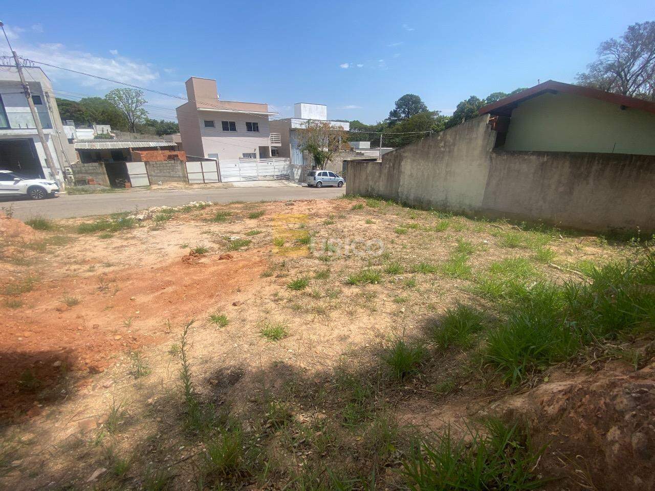 Terreno à venda no Parque dos Pinheiros em Vinhedo/SP: 