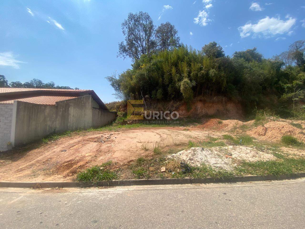 Terreno à venda no Parque dos Pinheiros em Vinhedo/SP: 
