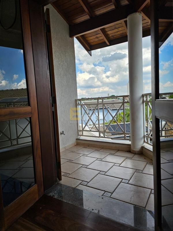 Casa em condomínio à venda no Condomínio Residencial Millennium em Valinhos/SP: 