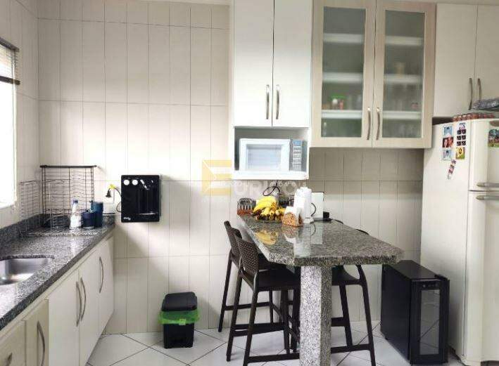 Casa em condomínio à venda no Condomínio Solarium em Valinhos/SP: 