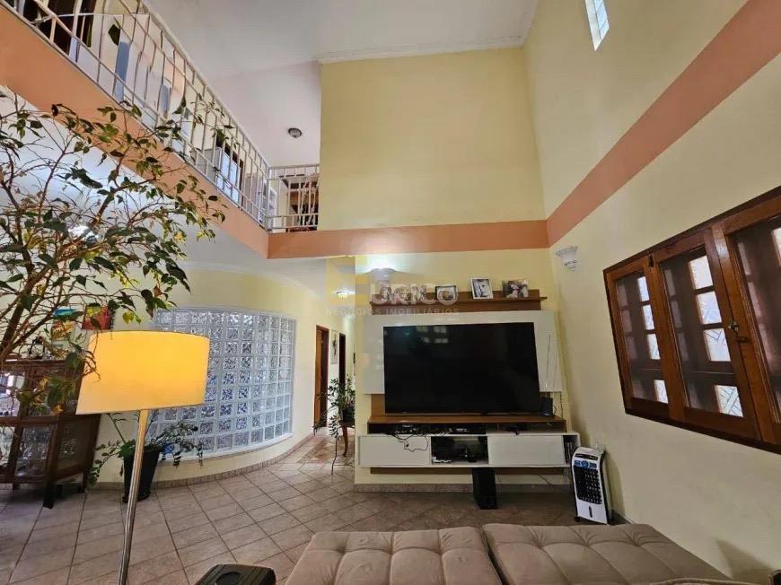 Casa para aluguel no Bosque em Vinhedo/SP: 