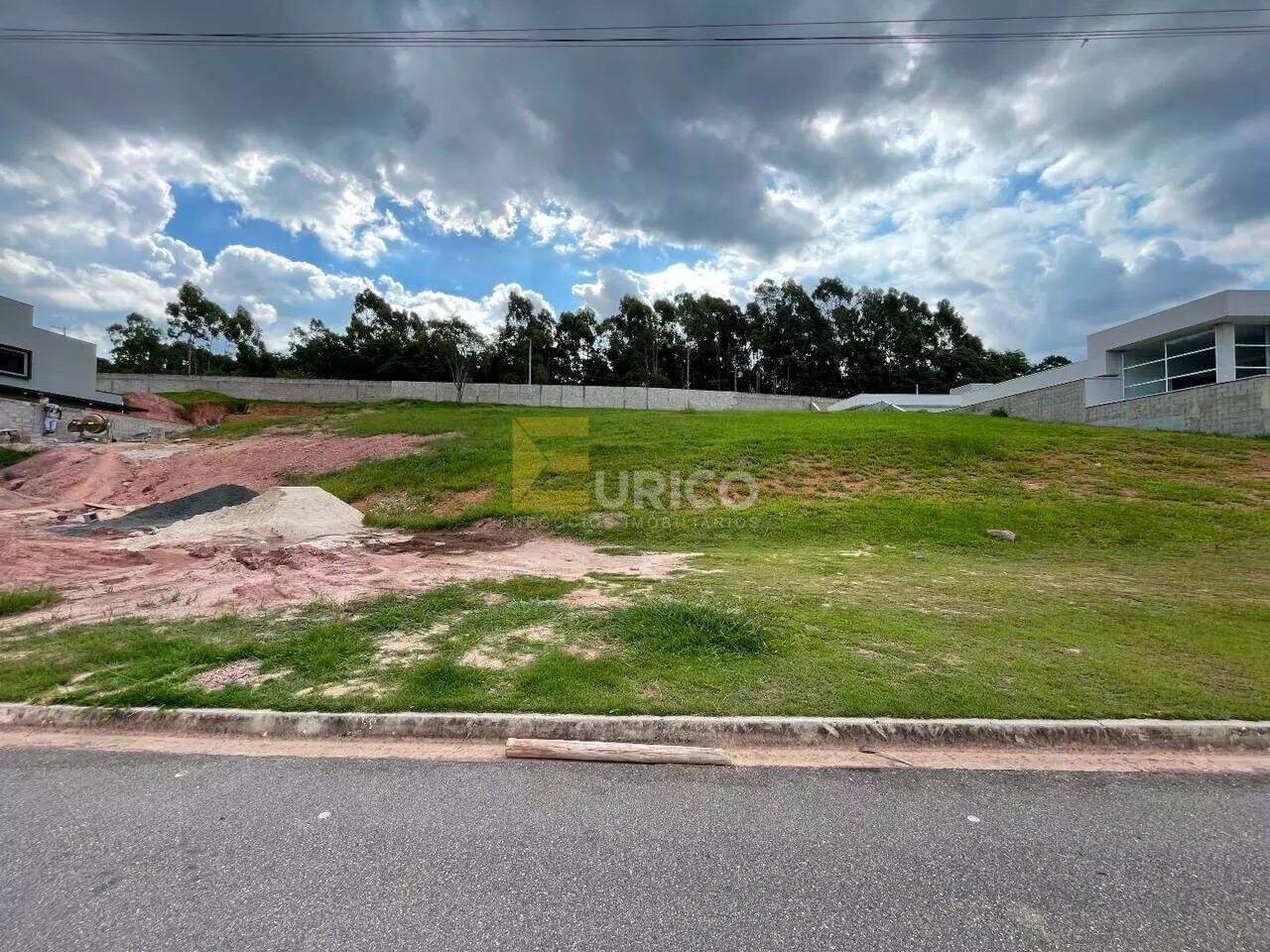 Terreno em Condomínio à venda no Condomínio Residencial Villa D’Oro em Vinhedo/SP: 