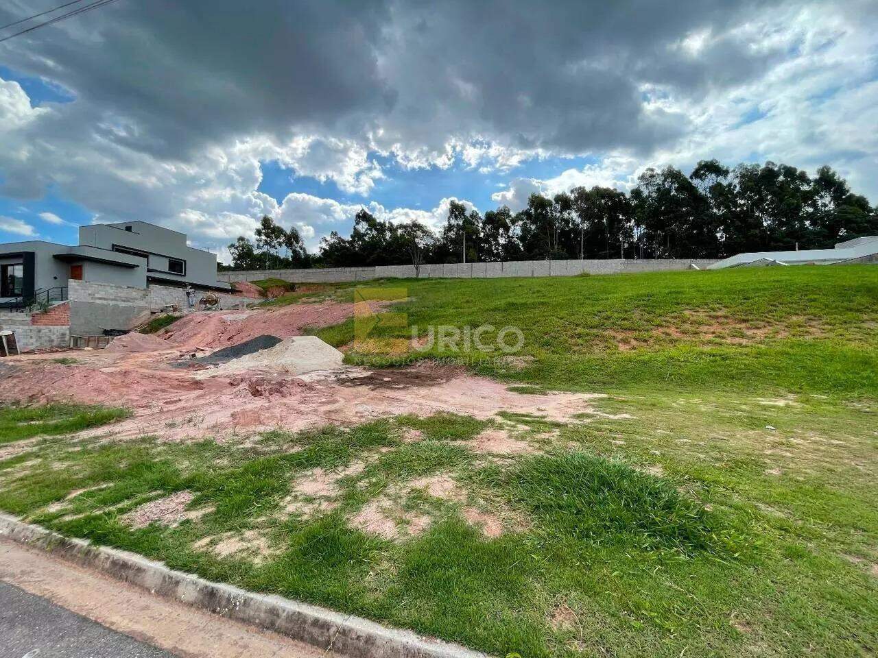 Terreno em Condomínio à venda no Condomínio Residencial Villa D’Oro em Vinhedo/SP: 