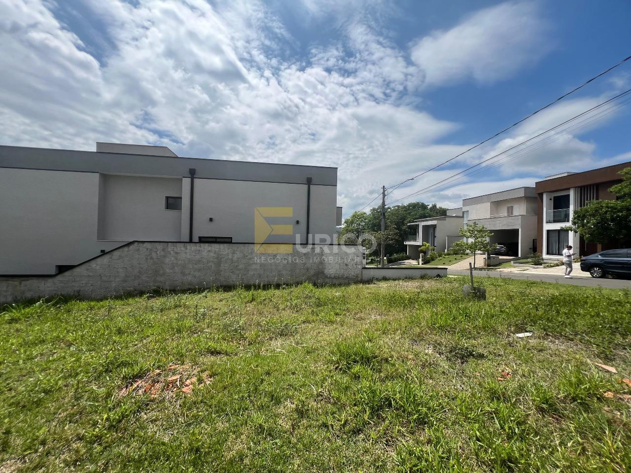 Terreno em Condomínio à venda no Condomínio Vita Verdi em Valinhos/SP: 