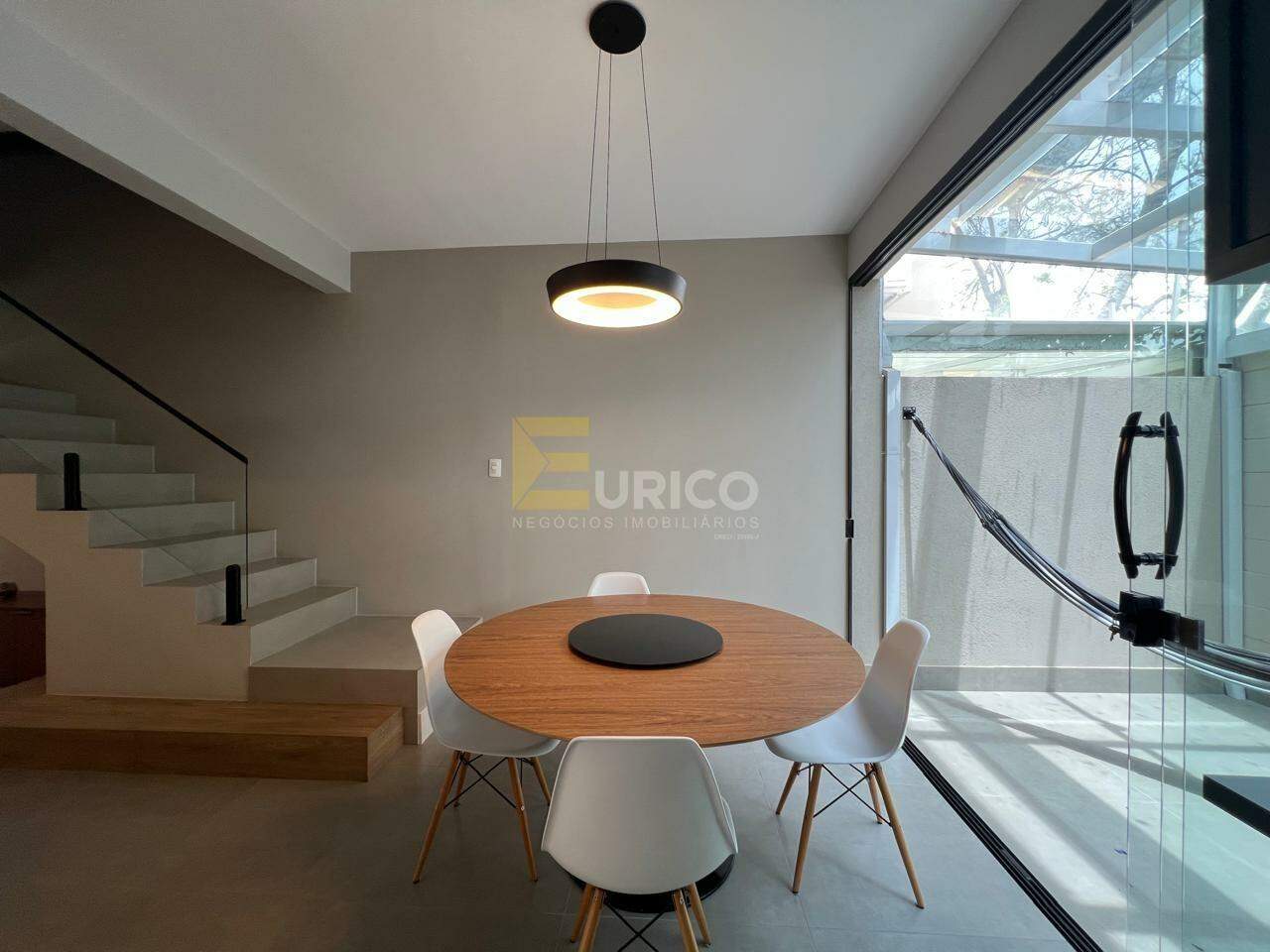 Casa em condomínio à venda no Condomínio Villa Araucária em Valinhos/SP: 