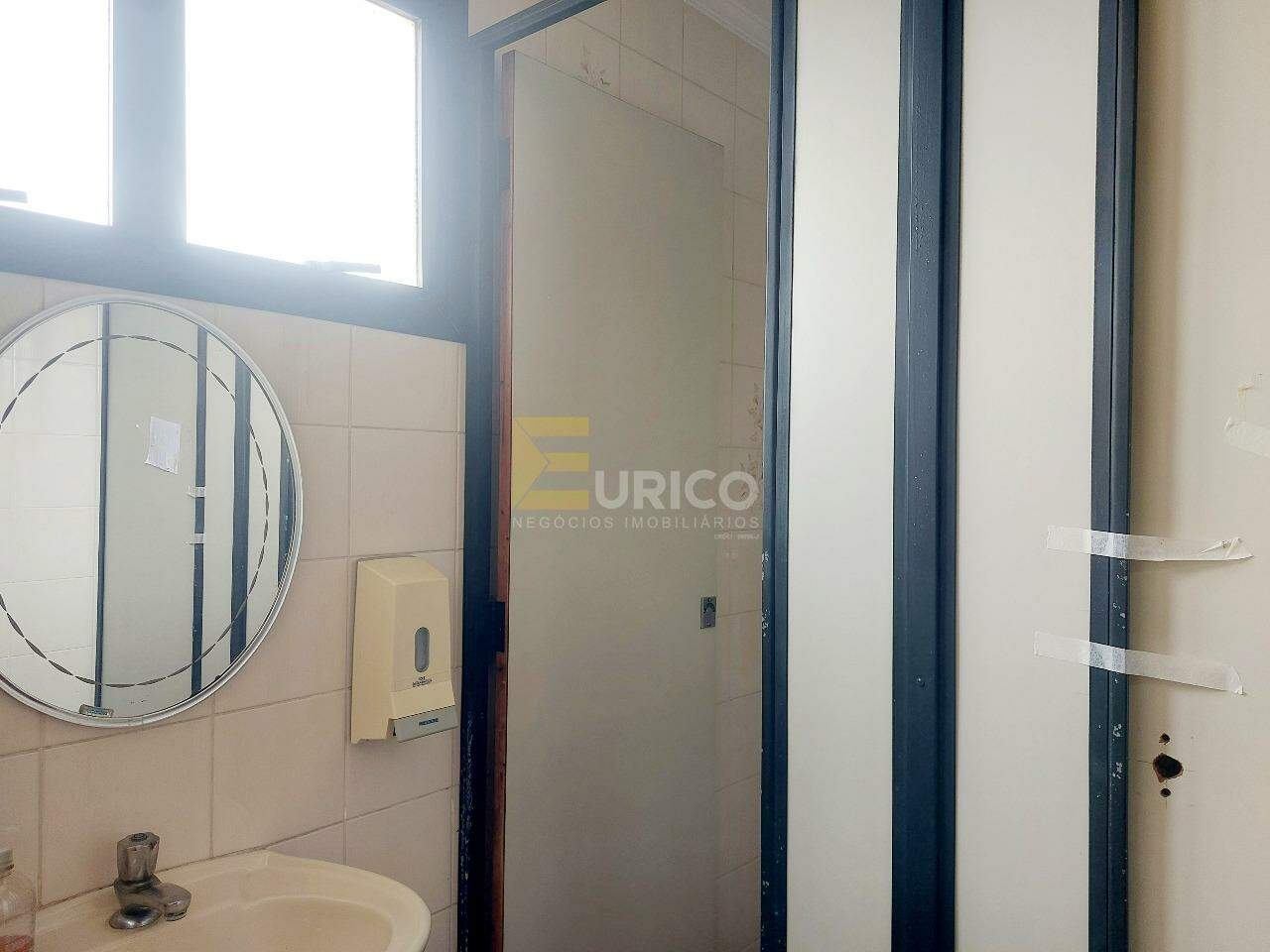 Sala à venda no Centro em Valinhos/SP: 