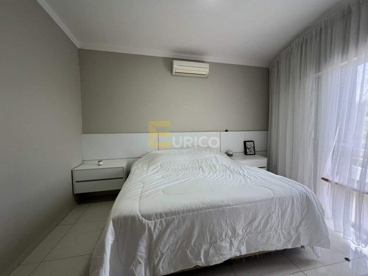 Casa em condomínio à venda no Condomínio Morada das Nascentes em Valinhos/SP: