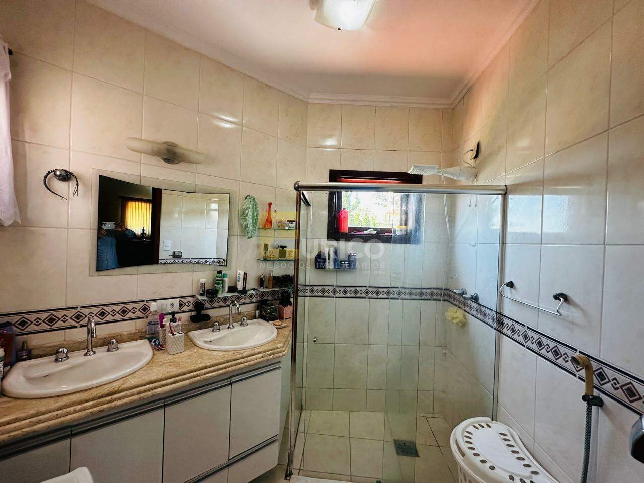 Casa em condomínio à venda no Condomínio Residencial Terras do Caribe em Valinhos/SP: 