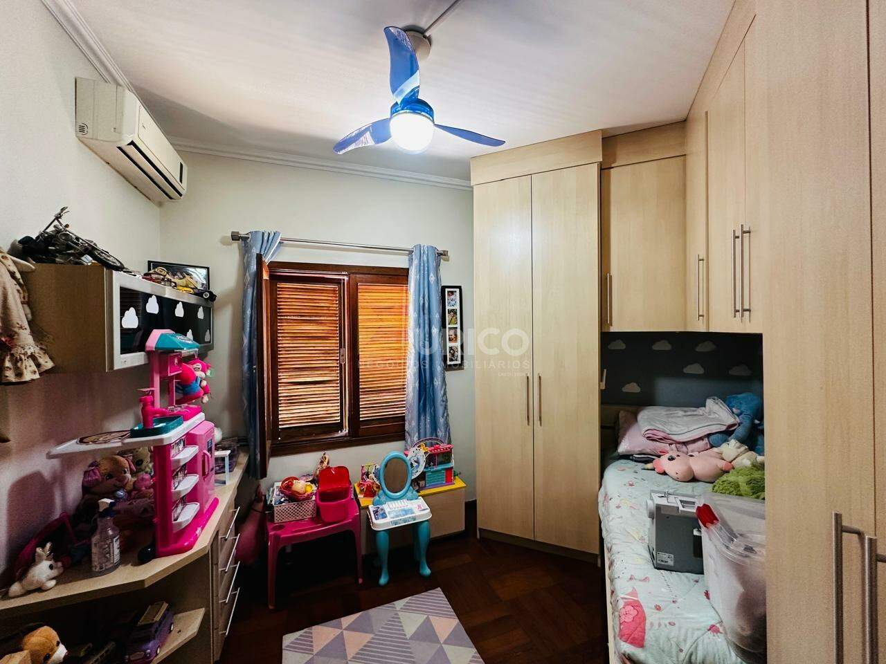 Casa em condomínio à venda no Condomínio Residencial Terras do Caribe em Valinhos/SP: 