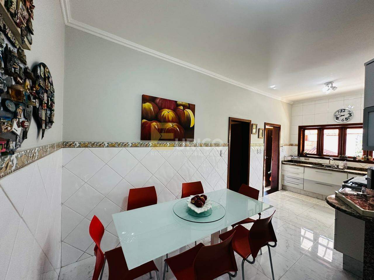 Casa em condomínio à venda no Condomínio Residencial Terras do Caribe em Valinhos/SP: 