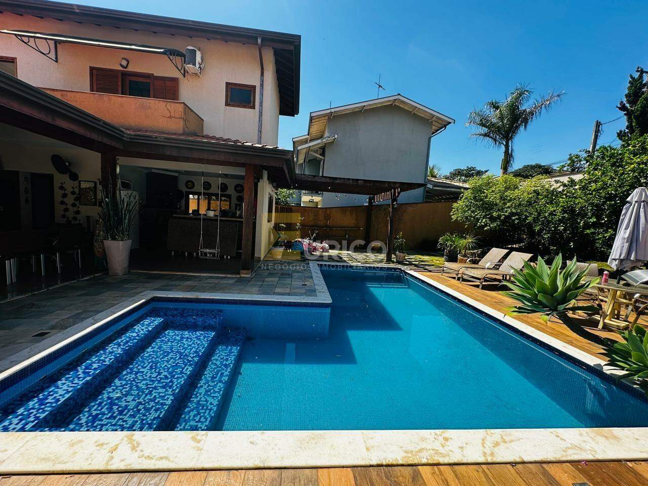 Casa em condomínio à venda no Condomínio Residencial Terras do Caribe em Valinhos/SP: 