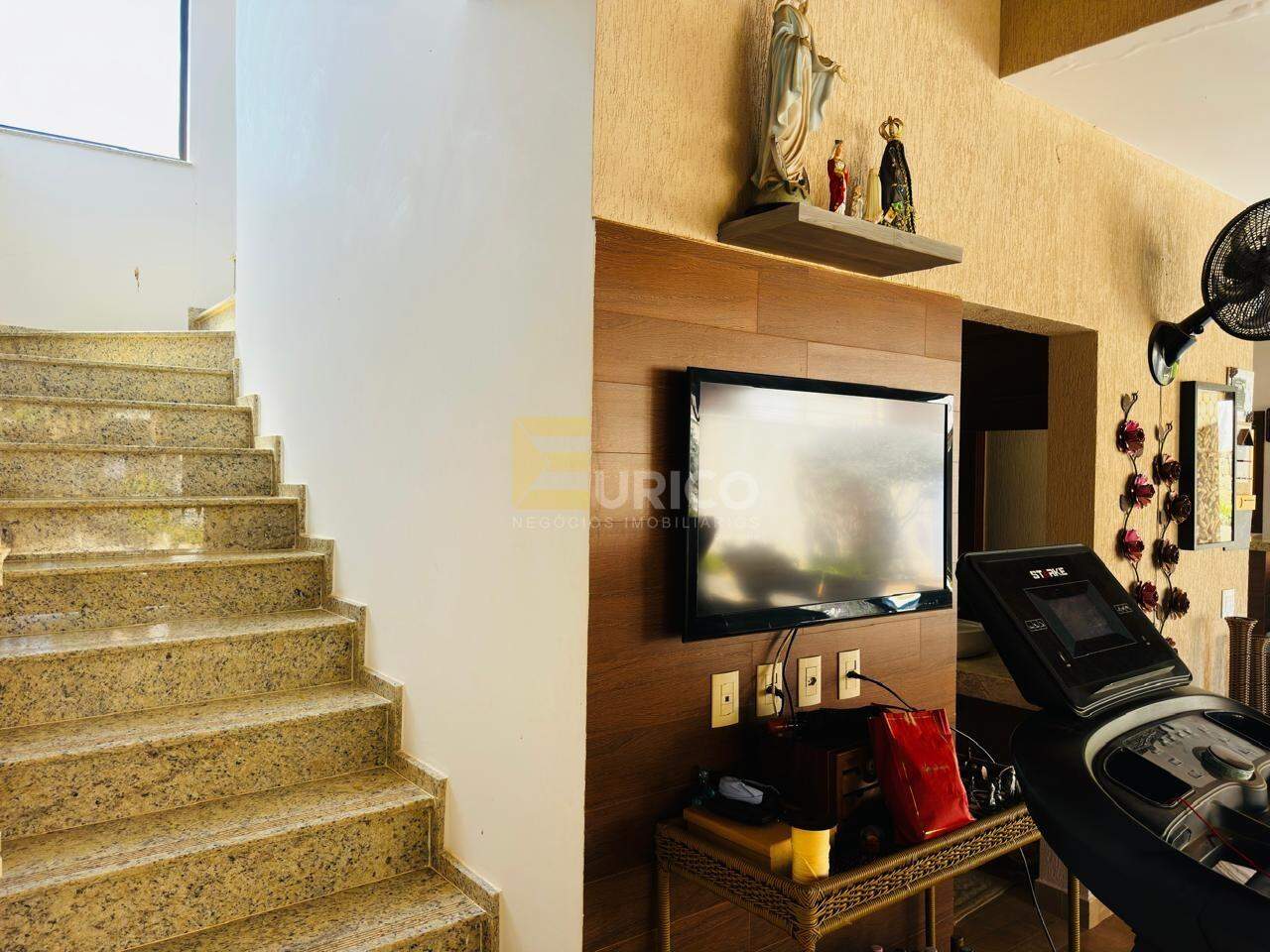 Casa em condomínio à venda no Condomínio Residencial Terras do Caribe em Valinhos/SP: 