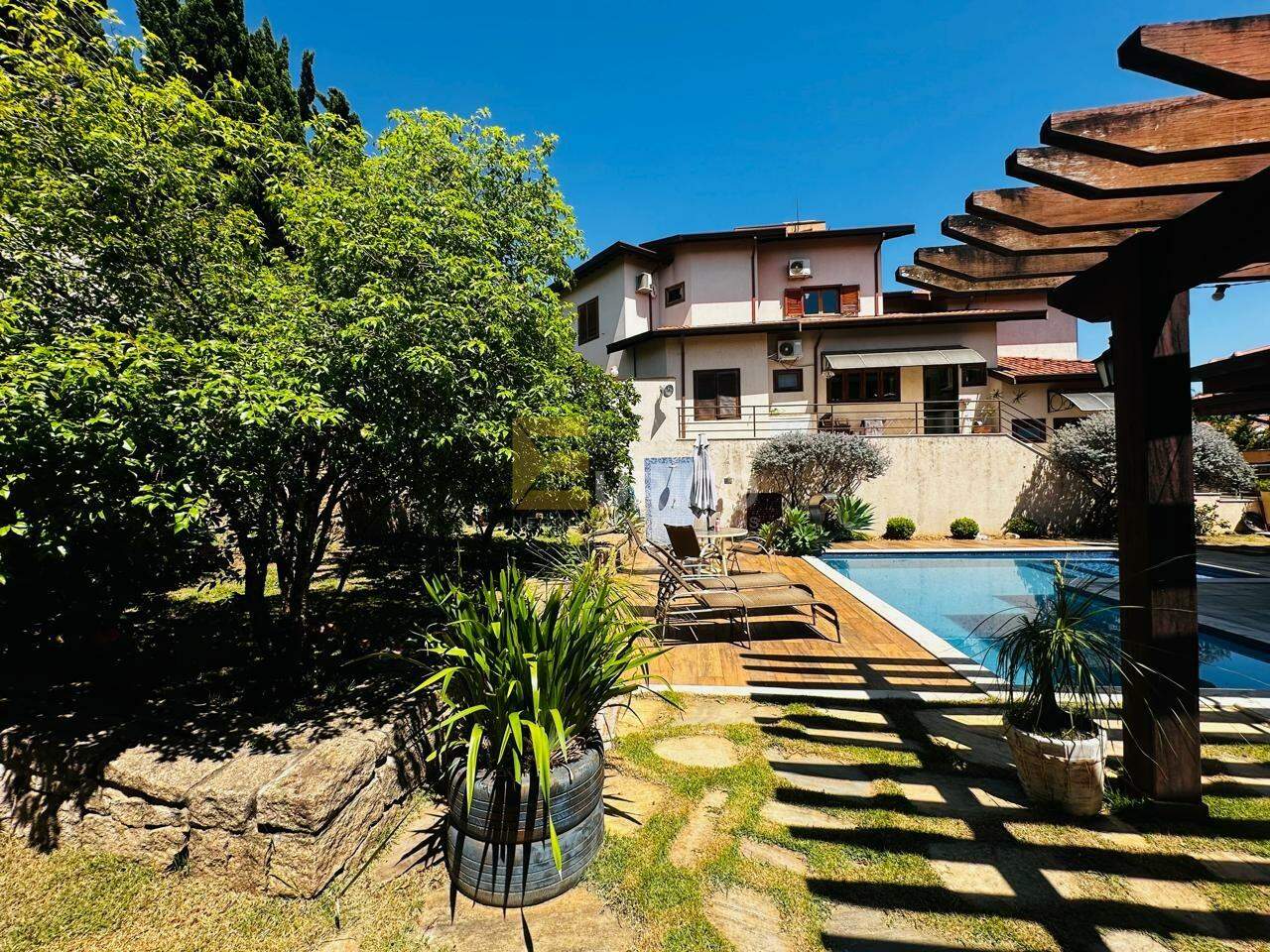 Casa em condomínio à venda no Condomínio Residencial Terras do Caribe em Valinhos/SP: 