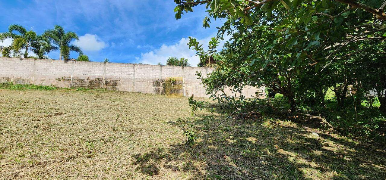 Terreno à venda no VILA CAPUAVA em Valinhos/SP: