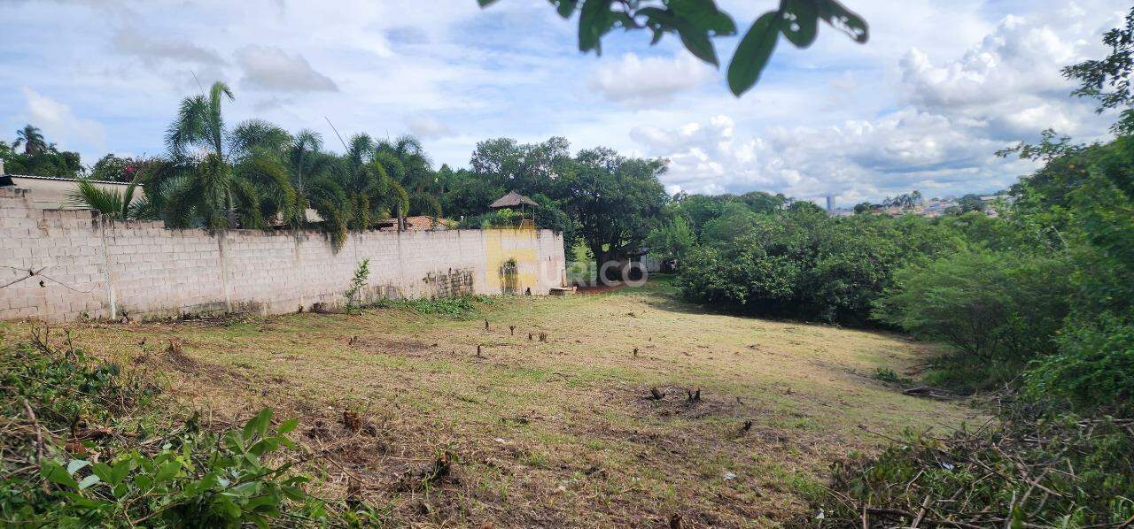 Terreno à venda no VILA CAPUAVA em Valinhos/SP: