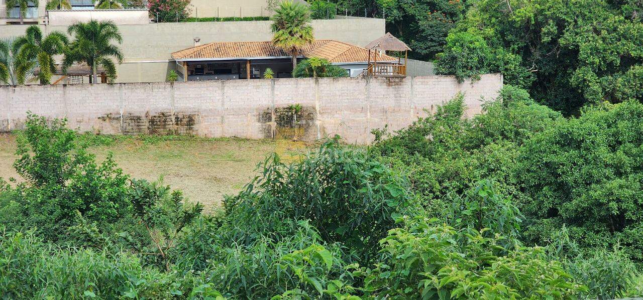 Terreno à venda no VILA CAPUAVA em Valinhos/SP: